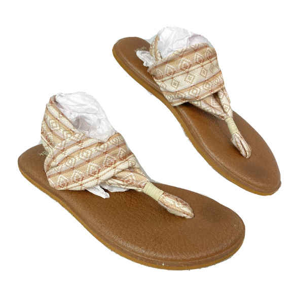Sanuk Sandals Womens Sz 10 Ivory Beige Woven Fabric‎ Southwestern Flat Yoga - Picture 1 of 6